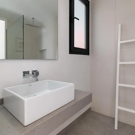 Luxury With Maid Service Private Gym Cinema Heated Pool Villa Costa Adeje (Tenerife)