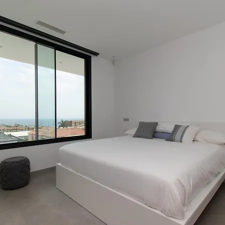 Villa Luxury With Maid Service Private Gym Cinema Heated Pool Costa Adeje (Tenerife)