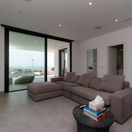 Luxury With Maid Service Private Gym Cinema Heated Pool Villa Costa Adeje (Tenerife)