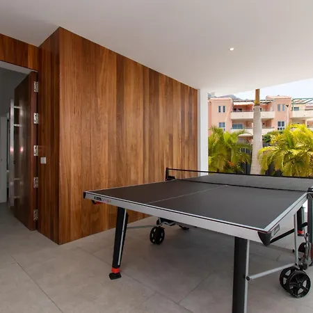 Luxury With Maid Service Private Gym Cinema Heated Pool